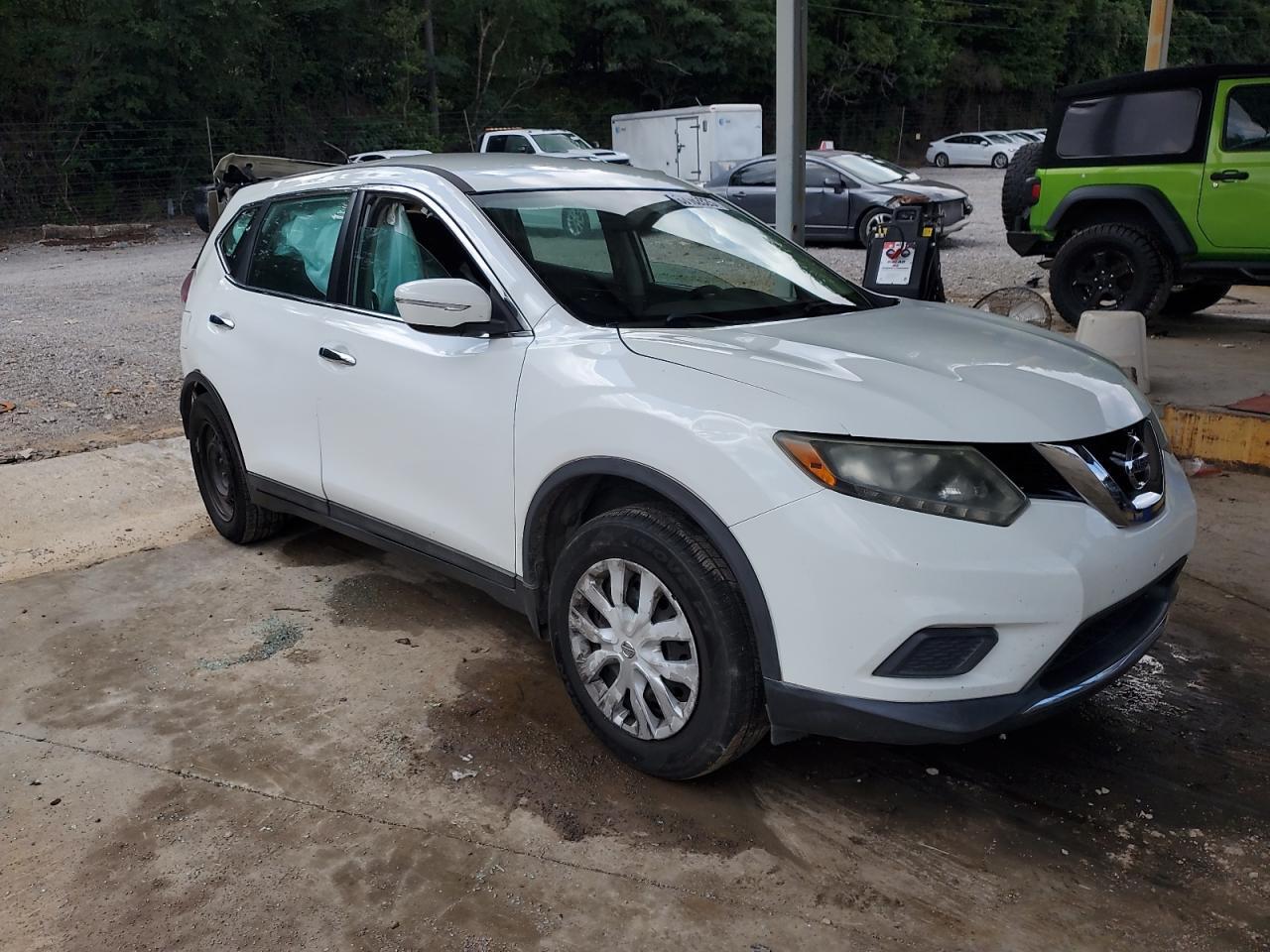 2015 NISSAN ROGUE