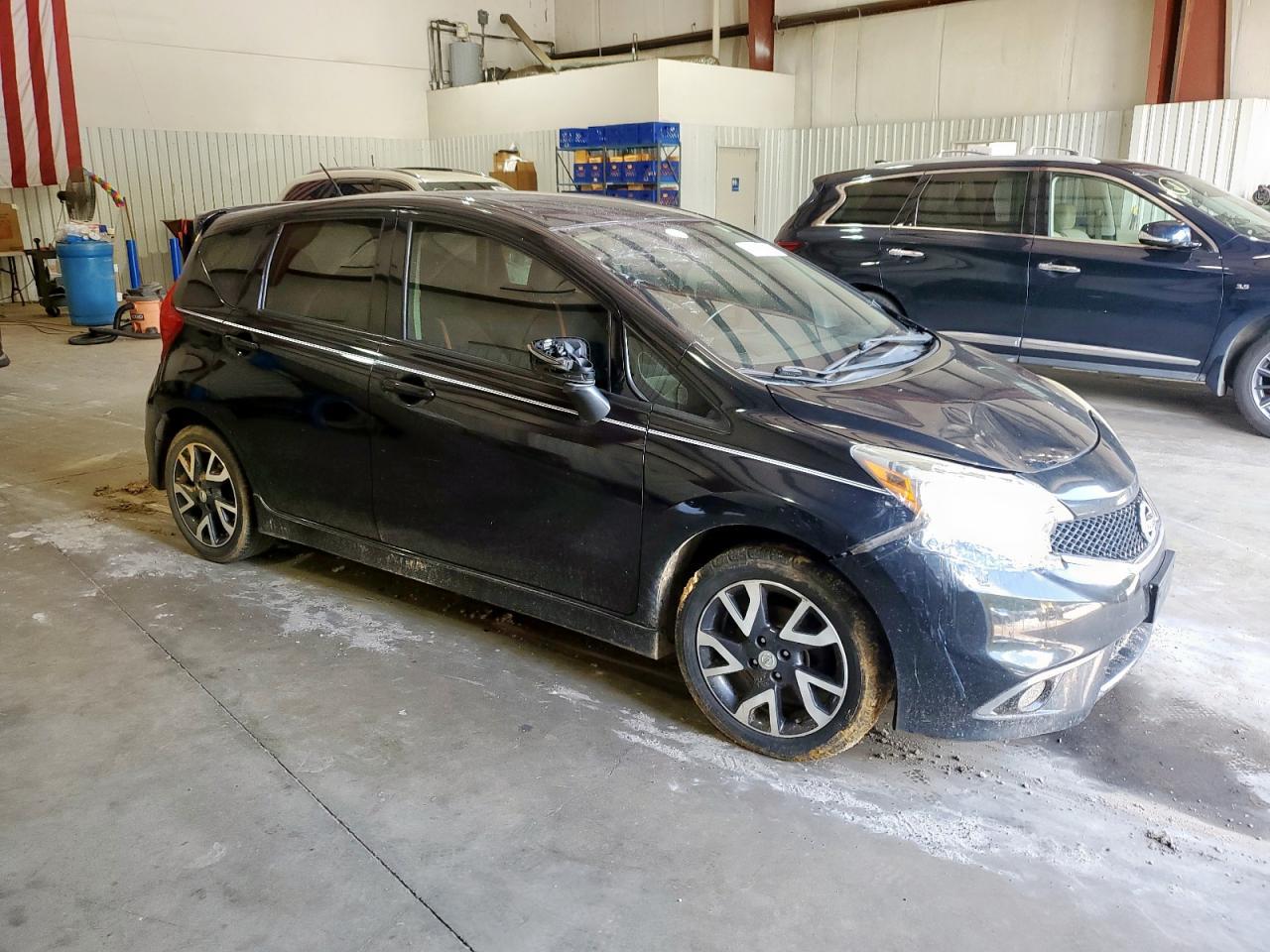 2015 NISSAN VERSA