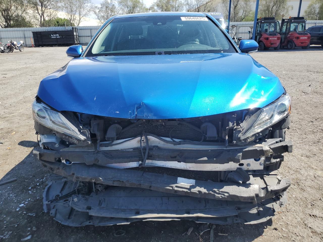 2018 TOYOTA CAMRY