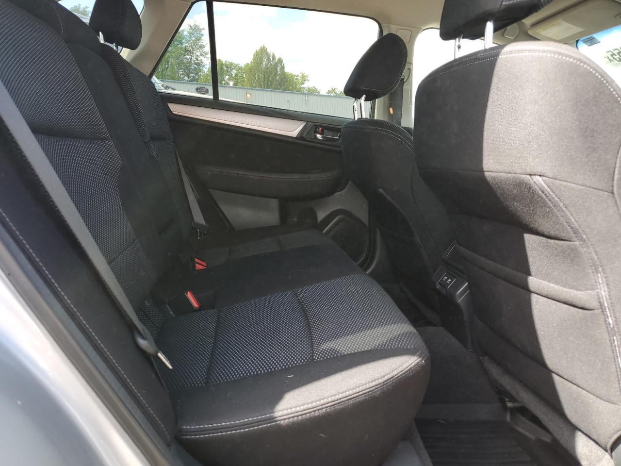 2019 SUBARU Outback
