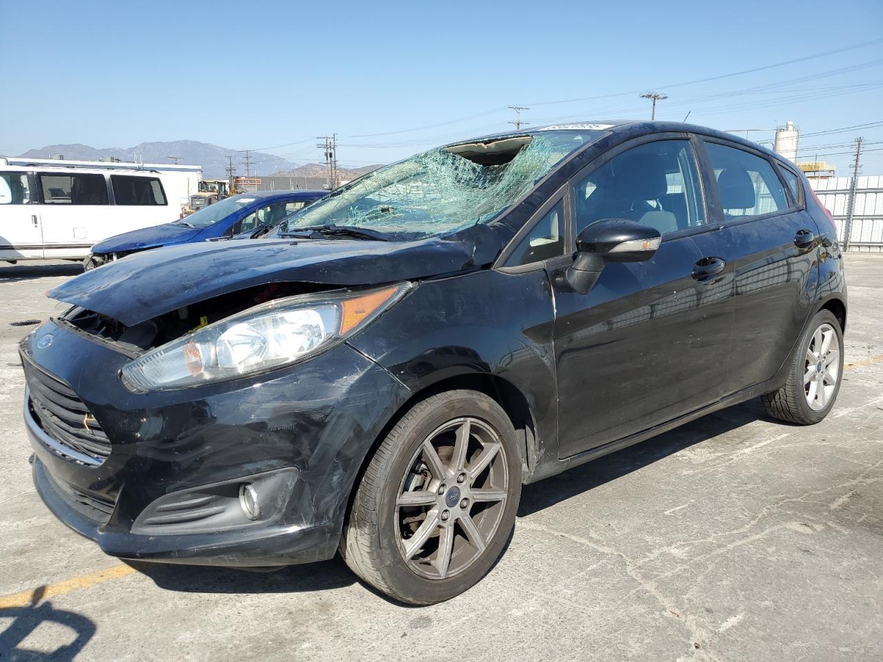 2016 FORD Fiesta