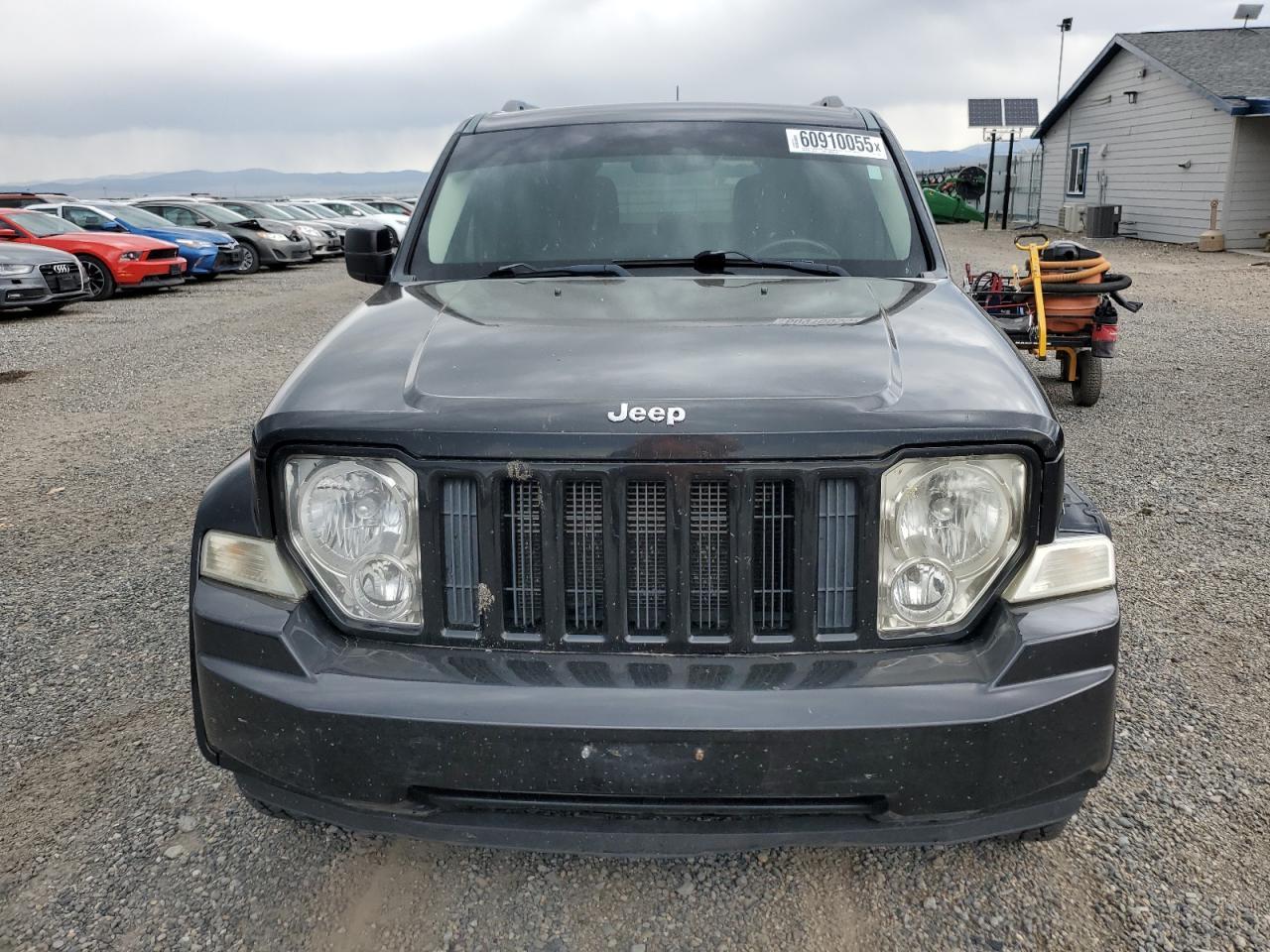 2012 JEEP Liberty