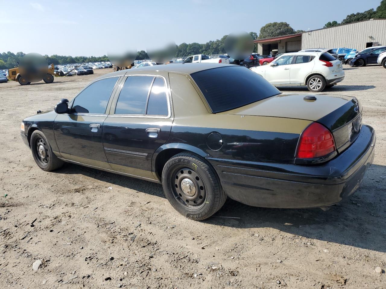 2010 FORD Crown Victoria