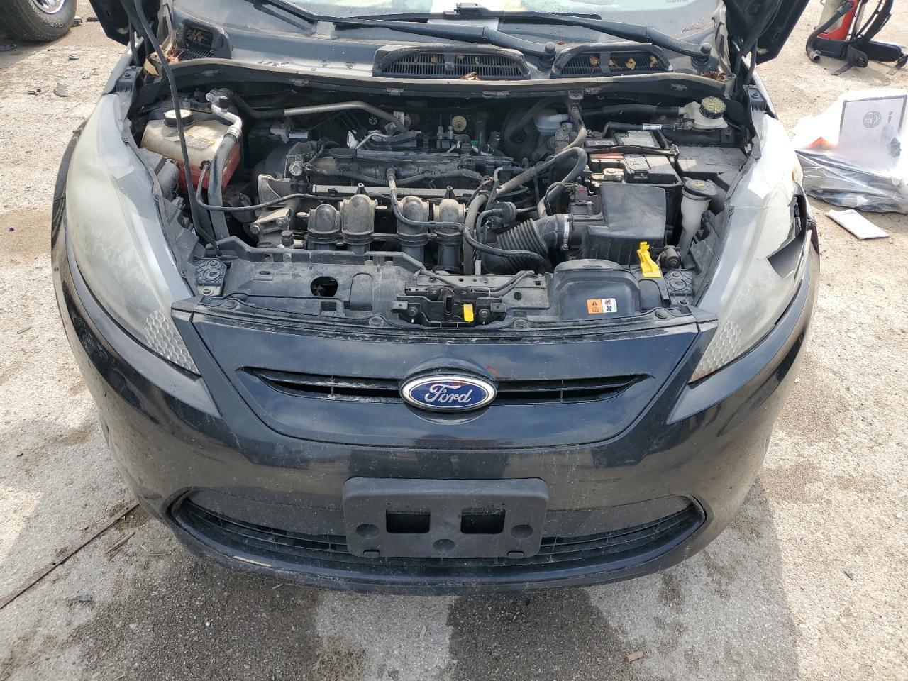 2012 FORD Fiesta