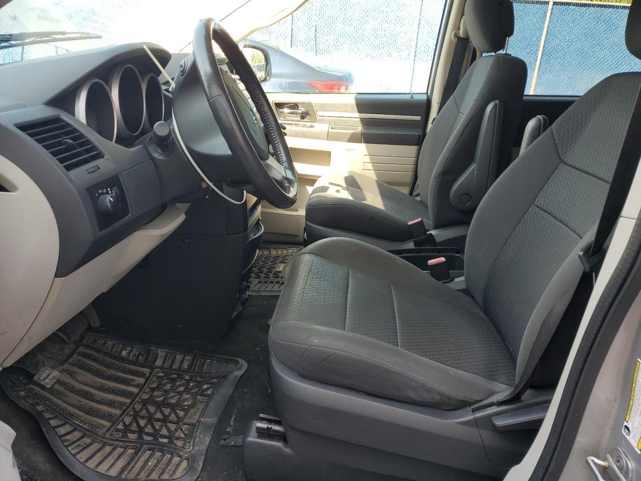 2010 DODGE CARAVAN
