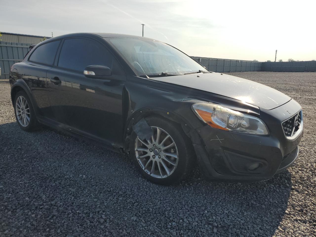 2011 VOLVO C30