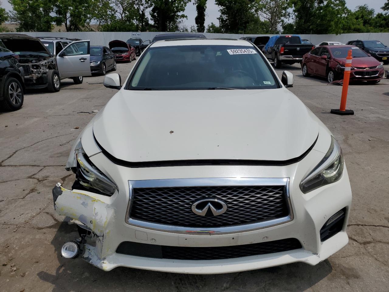 2017 INFINITI Q50