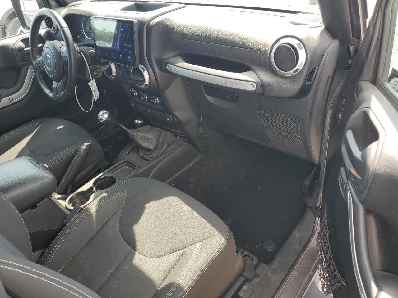 2016 JEEP WRANGLER