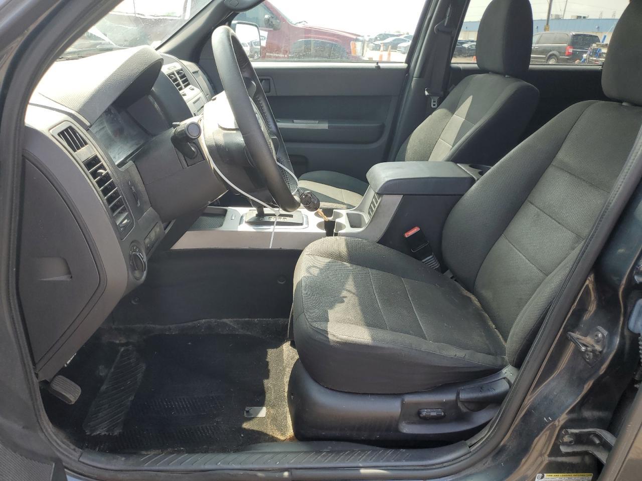 2009 FORD ESCAPE