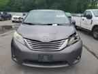 2011 TOYOTA SIENNA
