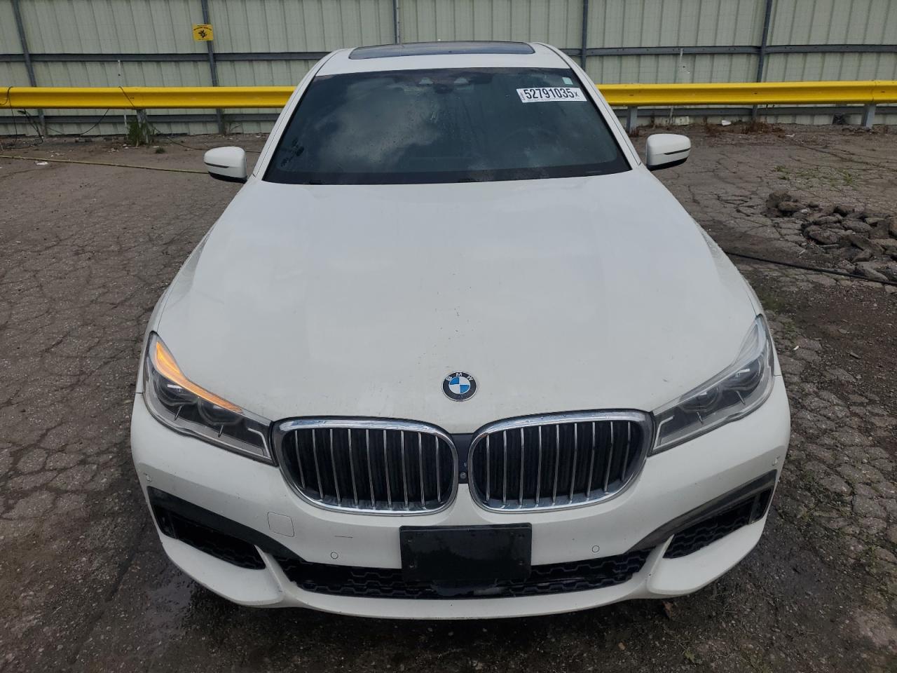 2016 BMW 7 series