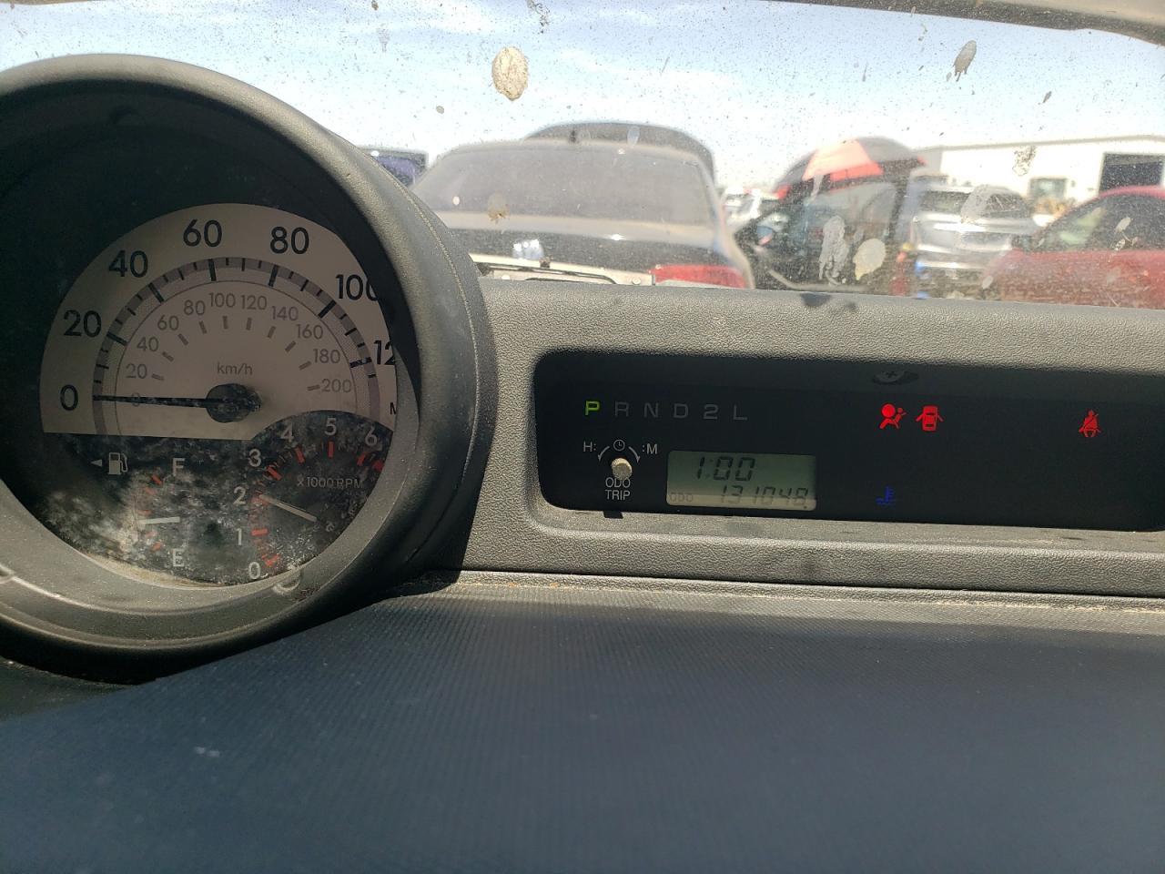 2004 TOYOTA SCION