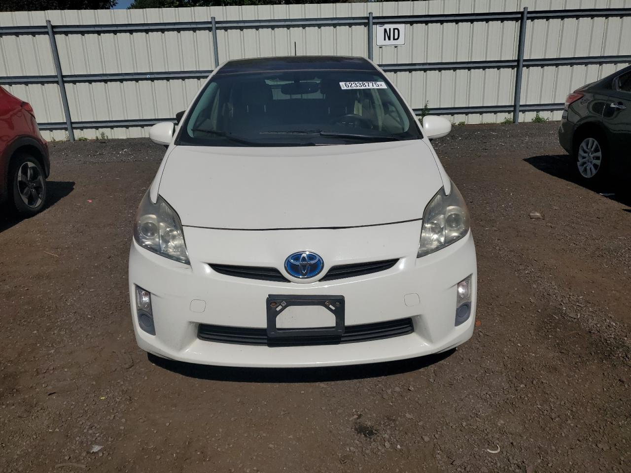 2011 TOYOTA PRIUS