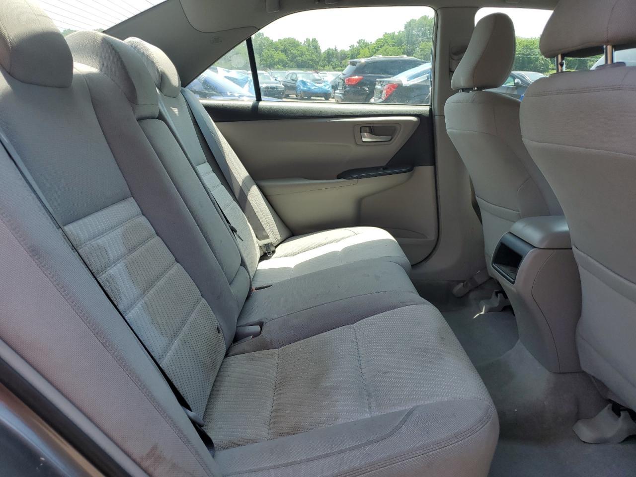 2016 TOYOTA CAMRY