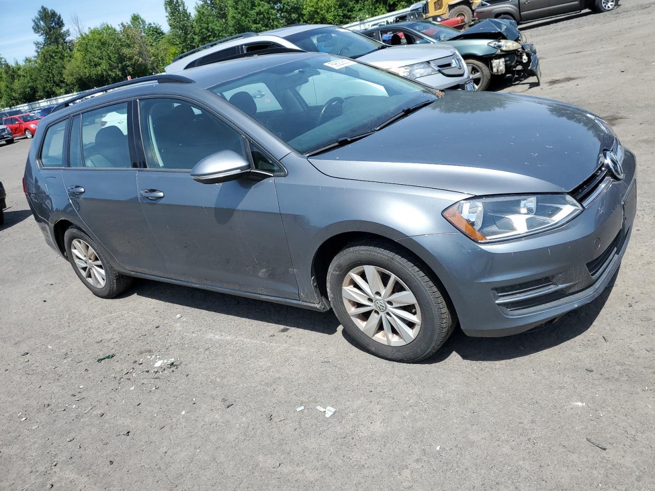 2016 VOLKSWAGEN GOLF