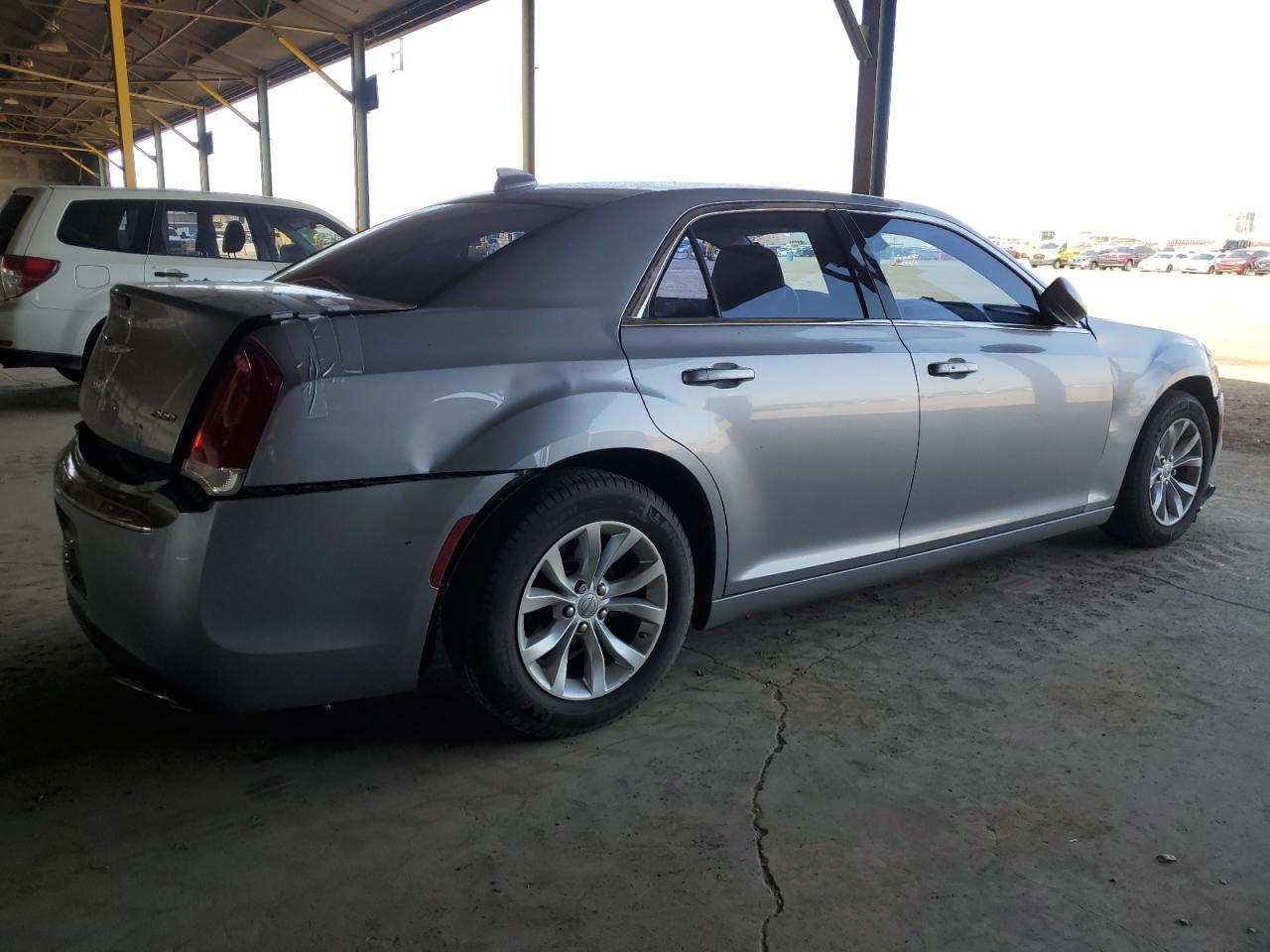 2015 CHRYSLER 300