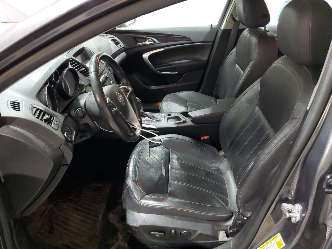 2011 BUICK Regal
