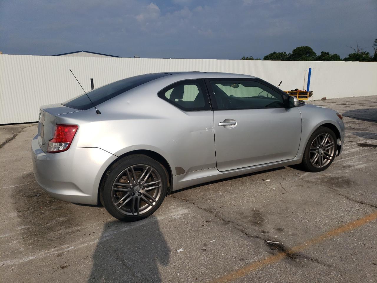 2012 TOYOTA SCION