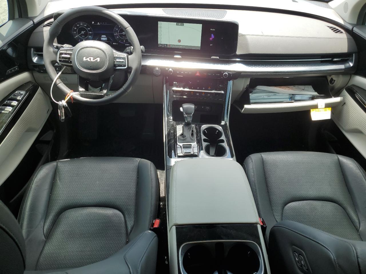 2024 KIA Carnival