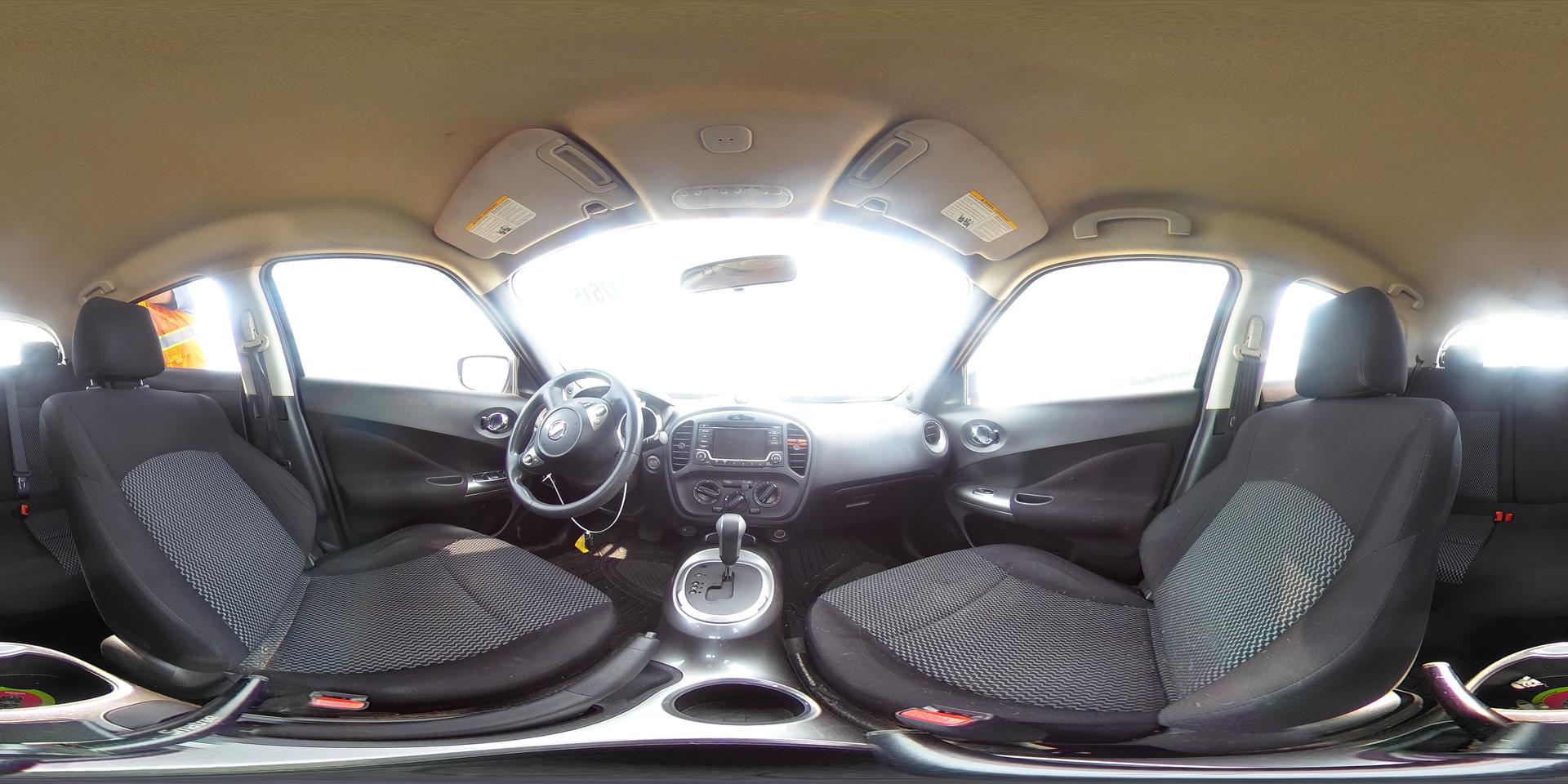 2015 NISSAN Juke