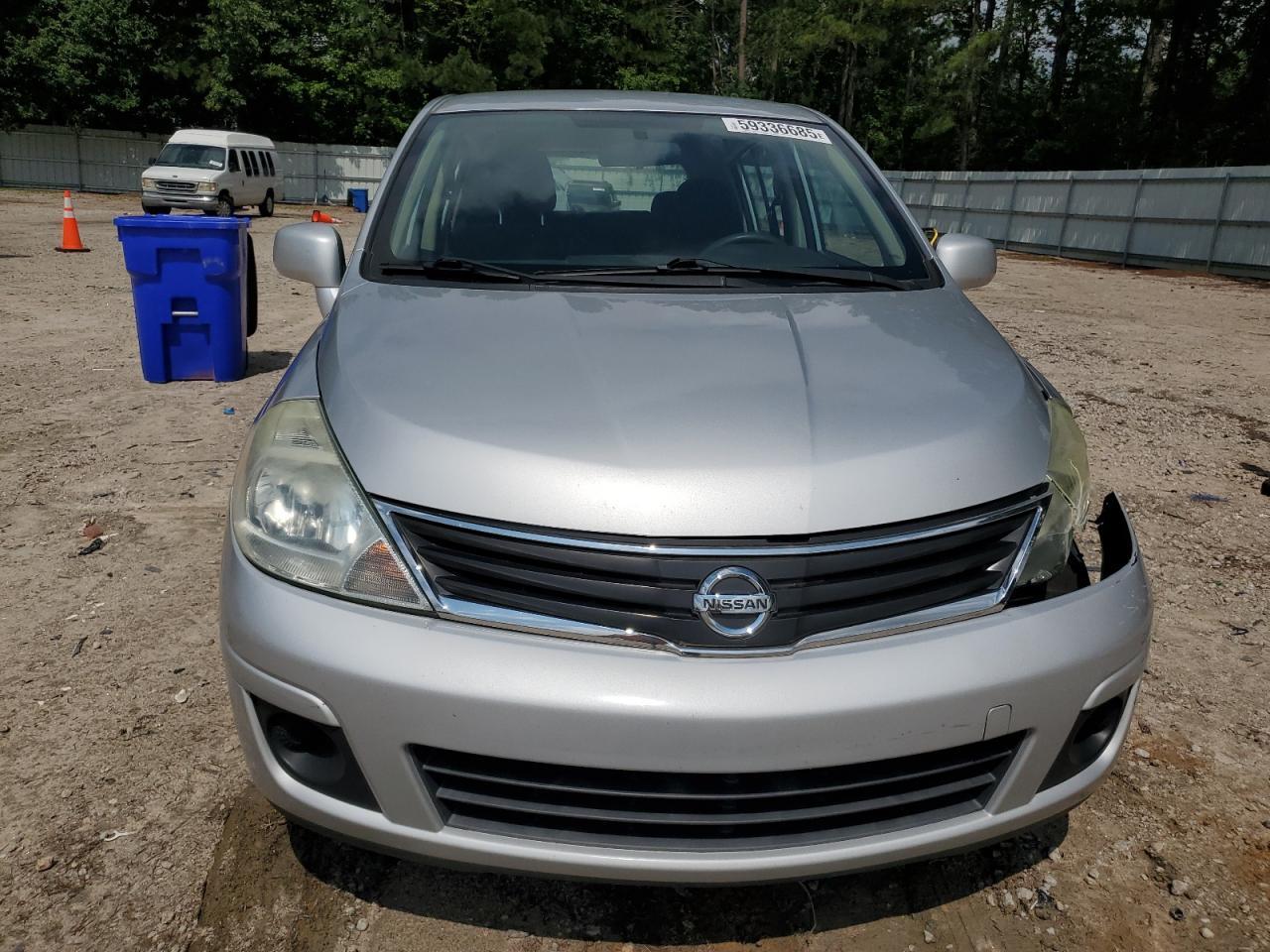 2010 NISSAN VERSA