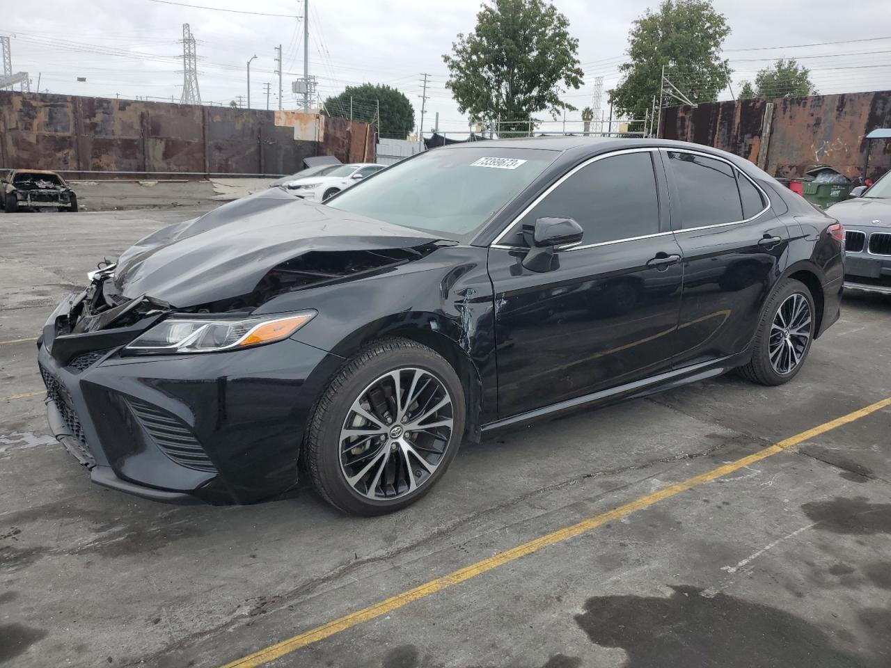 2018 TOYOTA CAMRY