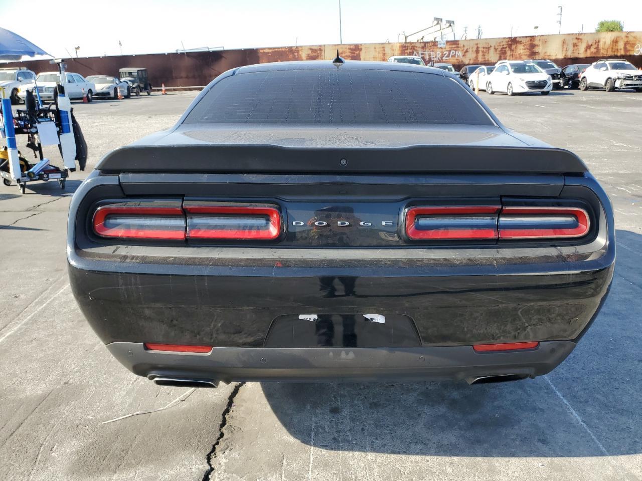 2018 DODGE Challenger