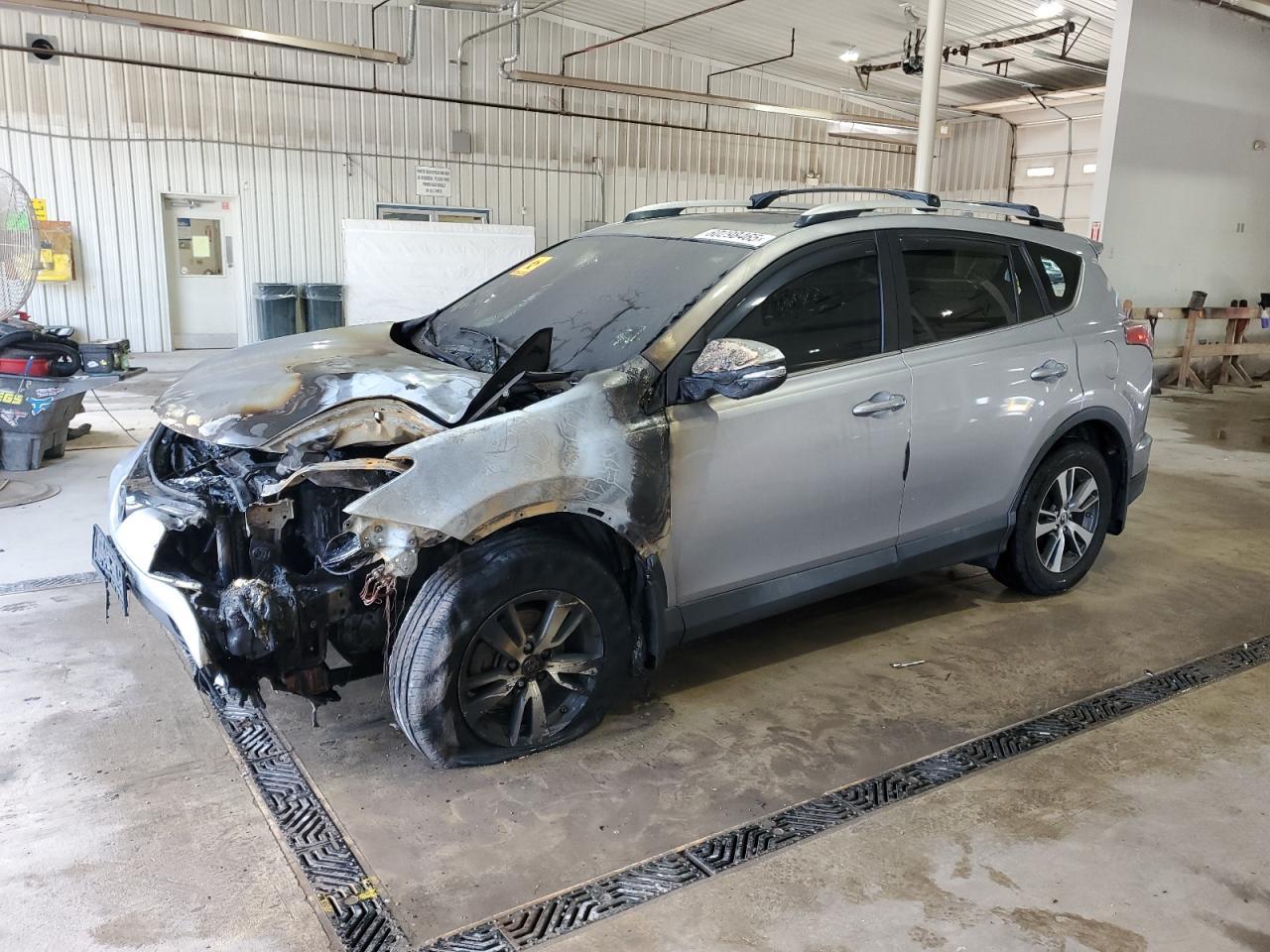2016 TOYOTA RAV4