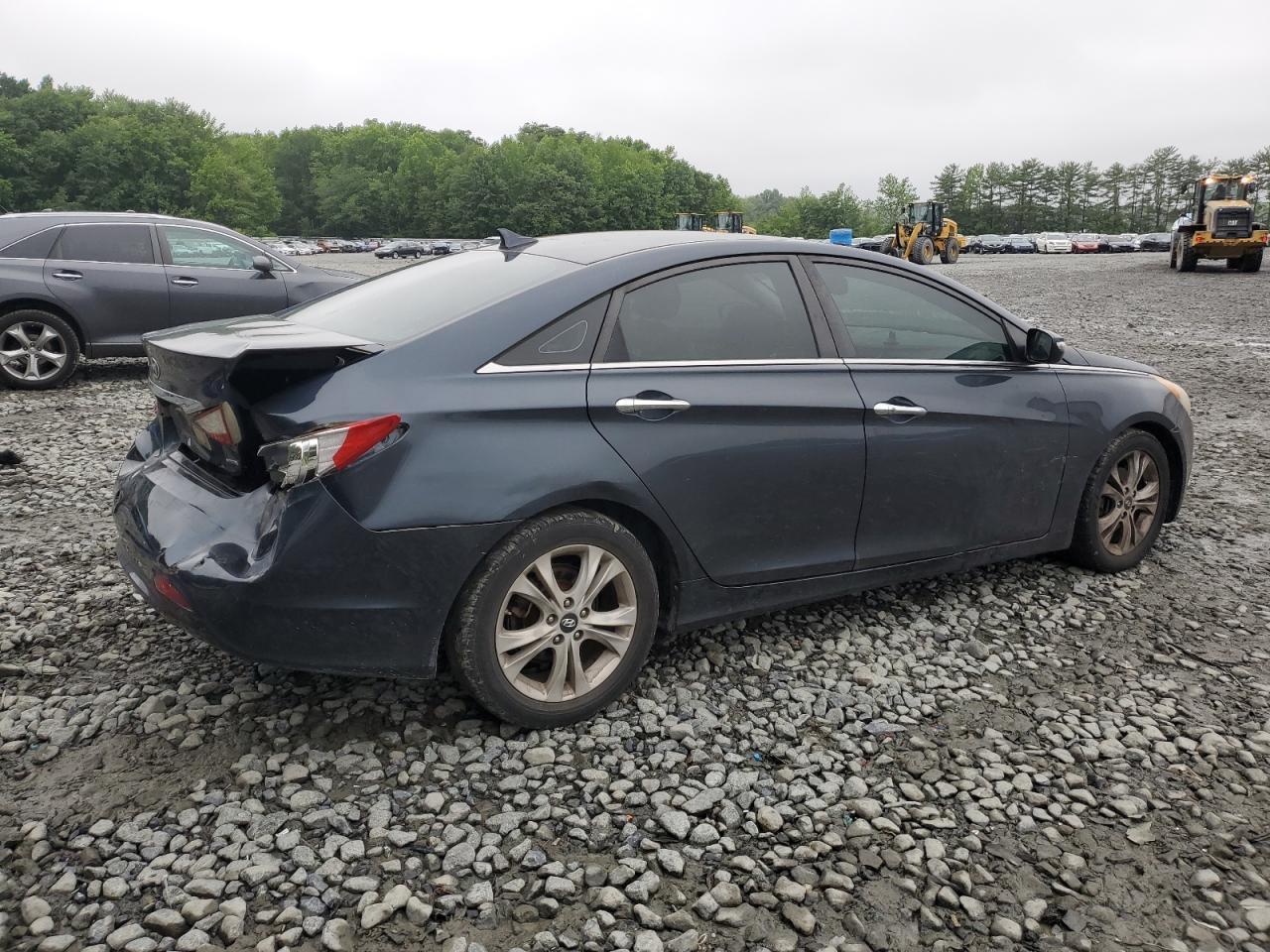 2011 HYUNDAI SONATA