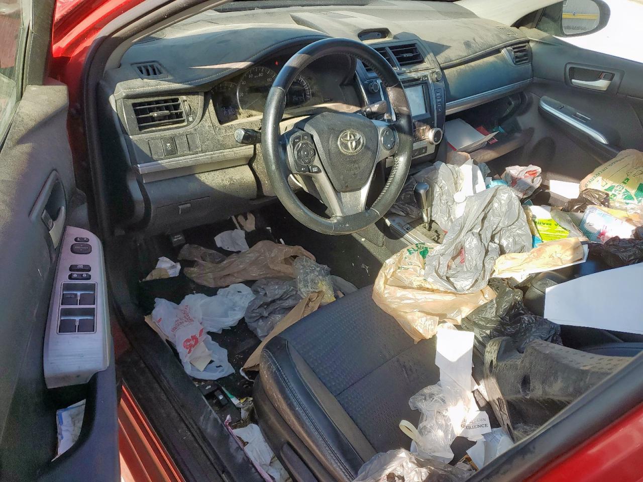 2014 TOYOTA CAMRY