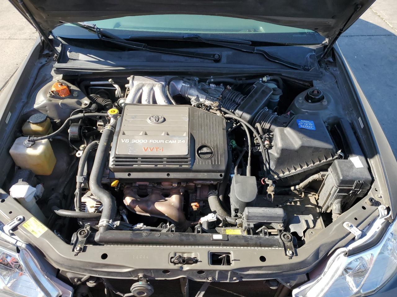 2003 TOYOTA Avalon
