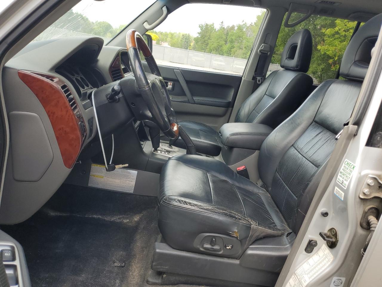 2003 MITSUBISHI Montero