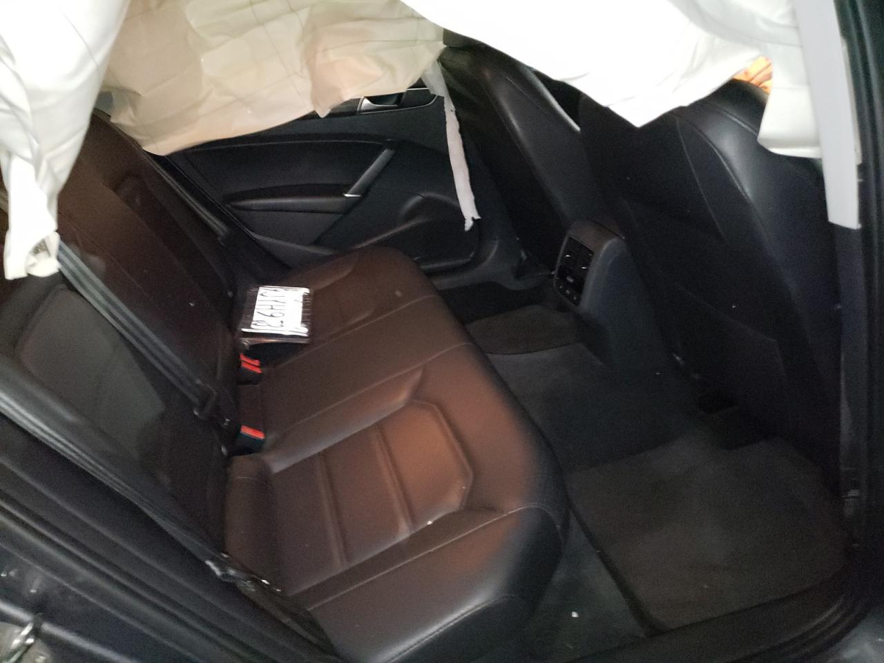 2018 VOLKSWAGEN Passat