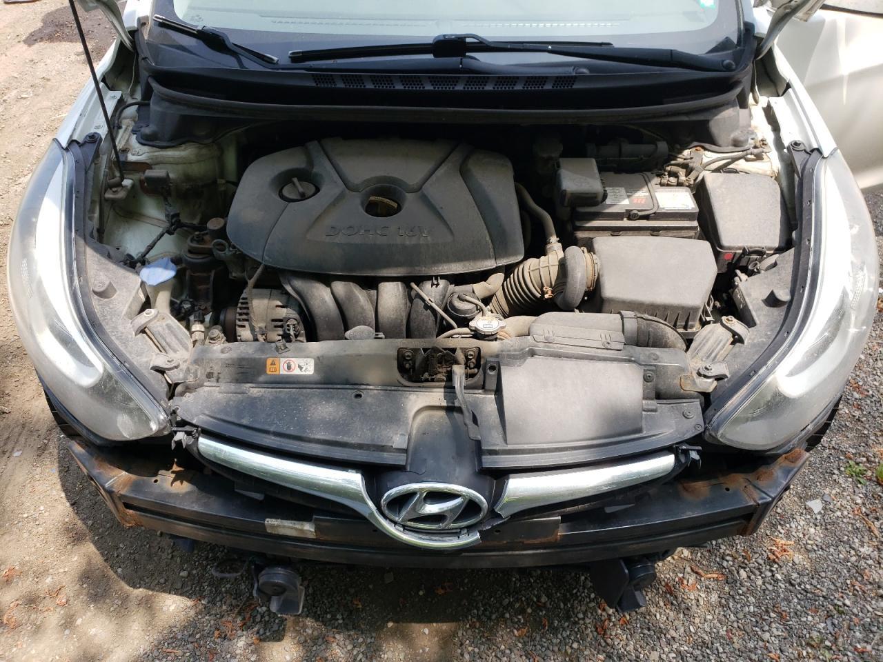 2016 HYUNDAI ELANTRA