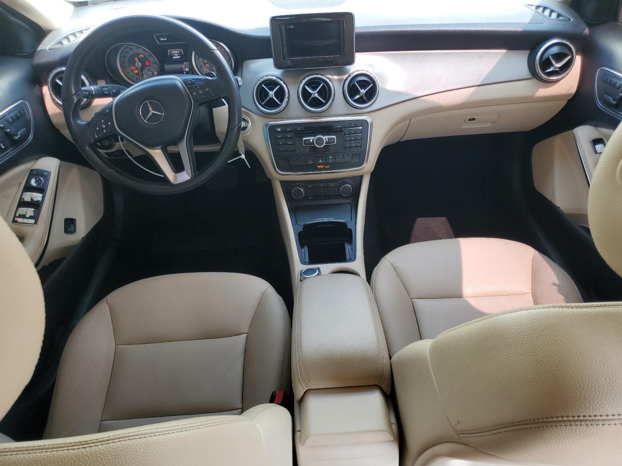 2015 MERCEDES-BENZ GLA-Class