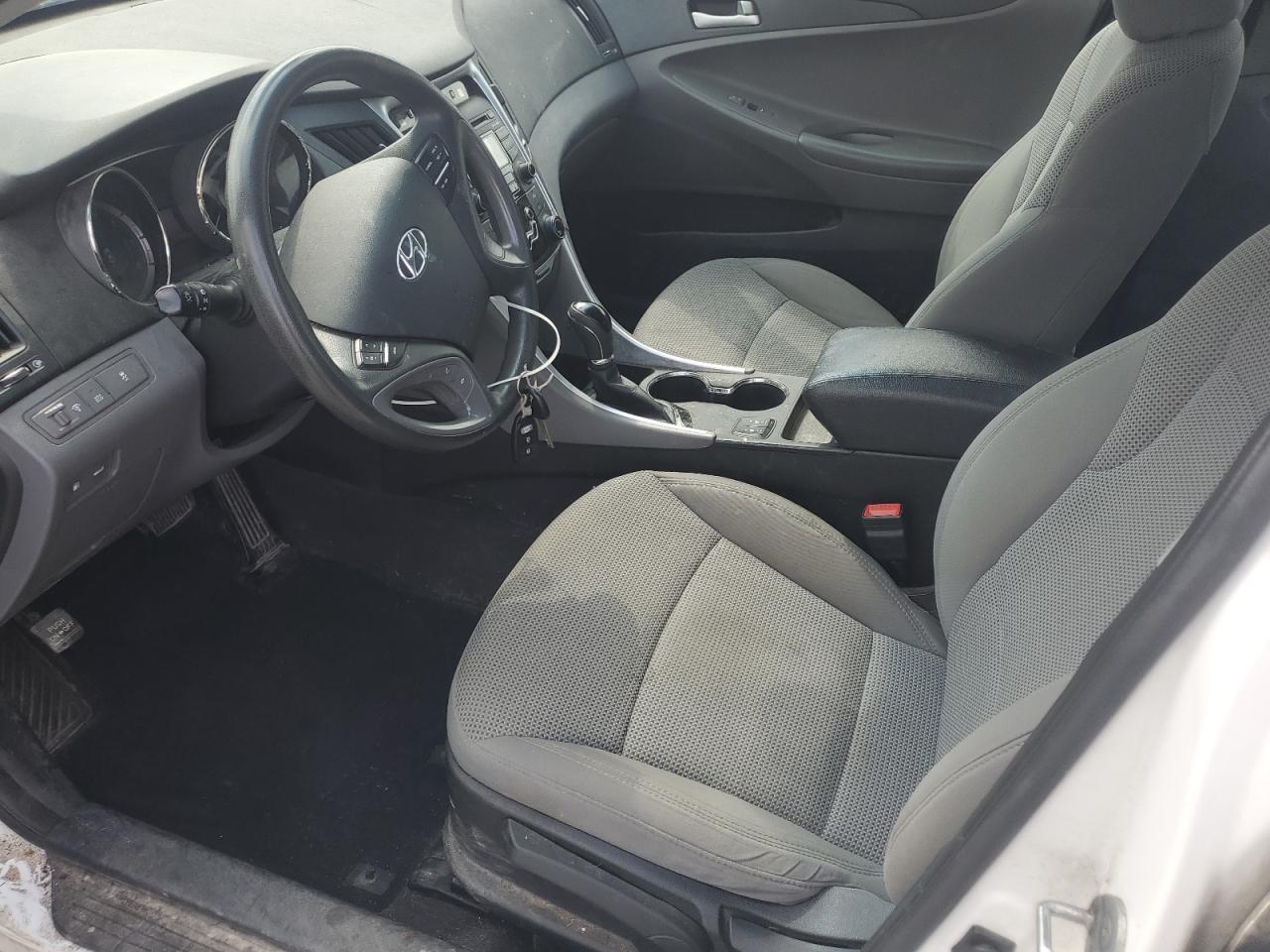 2013 HYUNDAI SONATA
