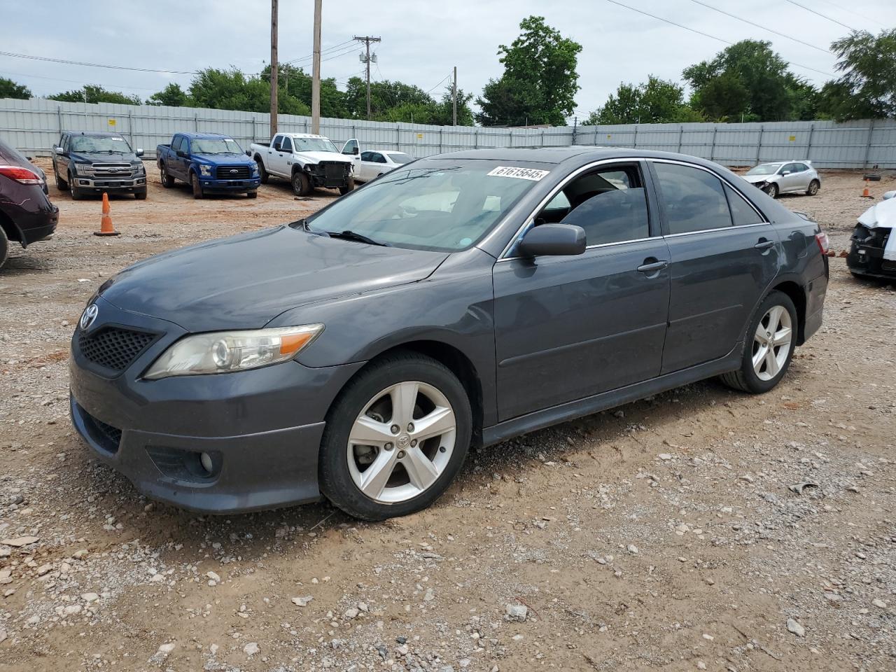 2011 TOYOTA CAMRY