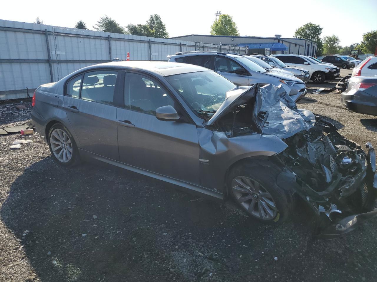 2011 BMW 3 SERIES