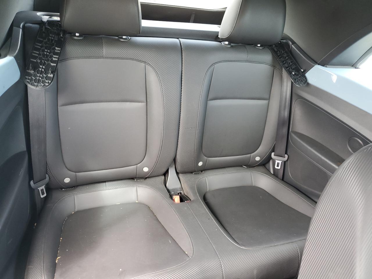 2014 VOLKSWAGEN Beetle