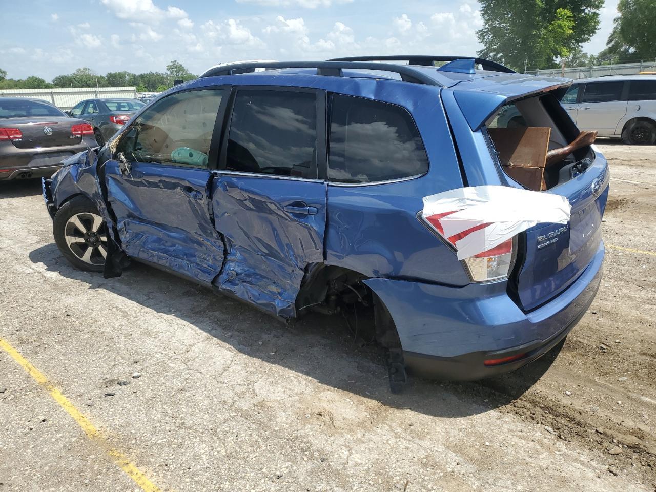 2018 SUBARU FORESTER