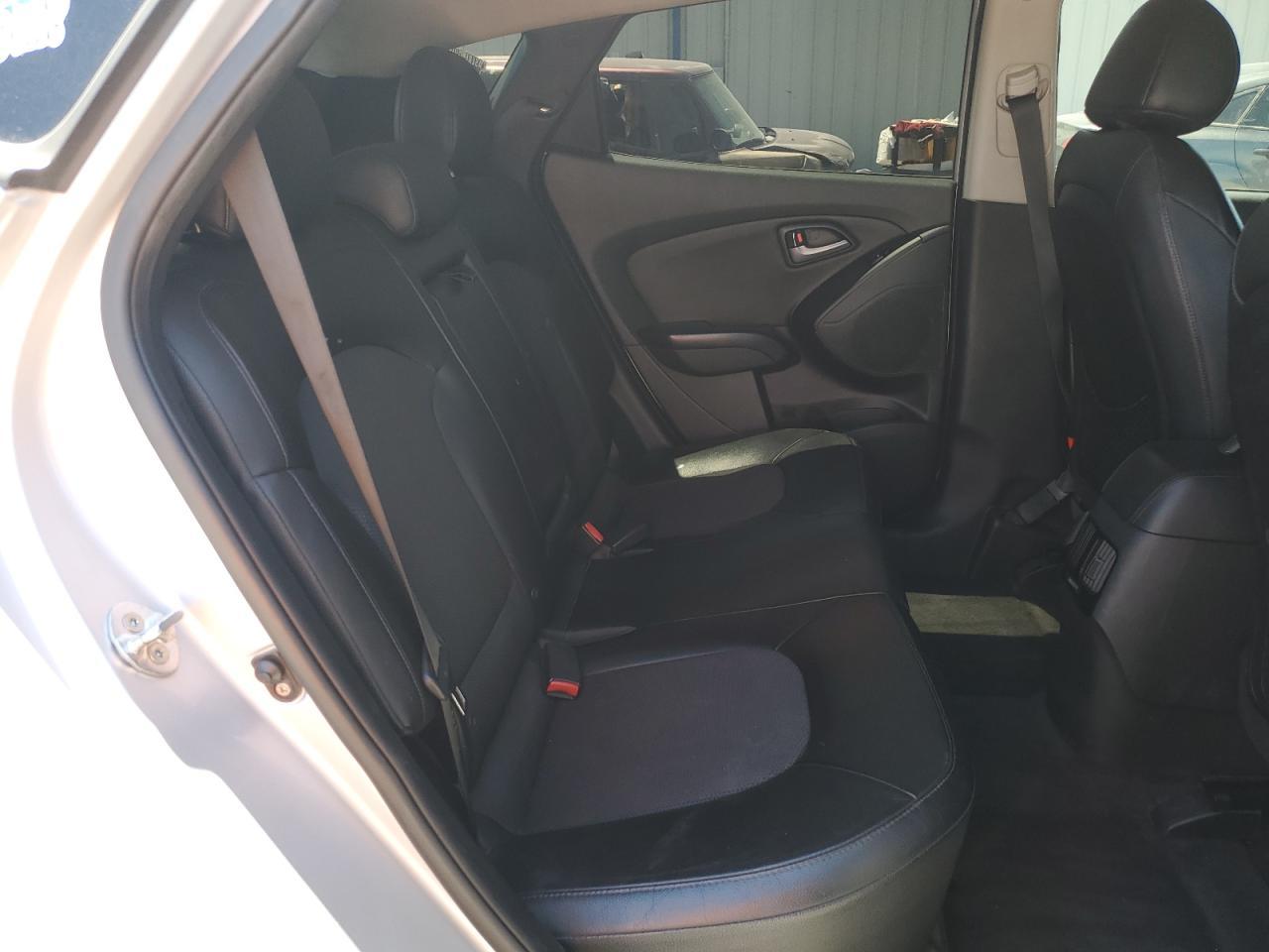 2015 HYUNDAI TUCSON