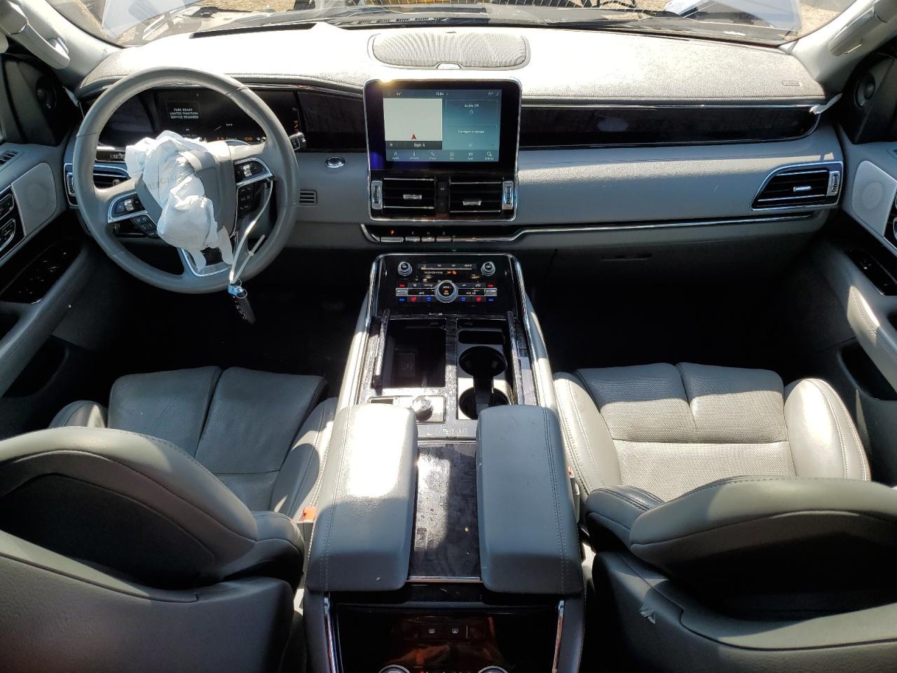 2020 LINCOLN Navigator