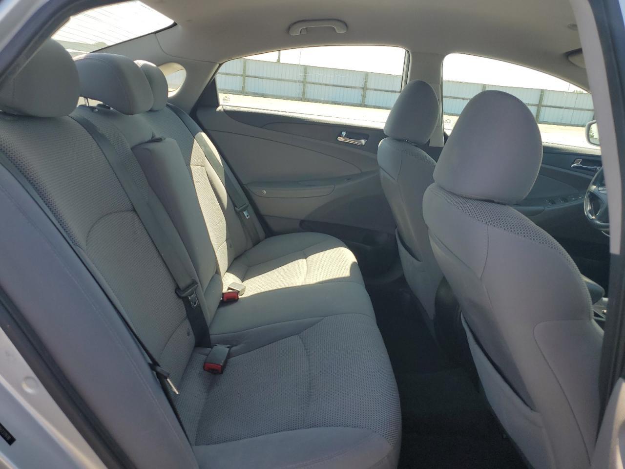 2013 HYUNDAI SONATA