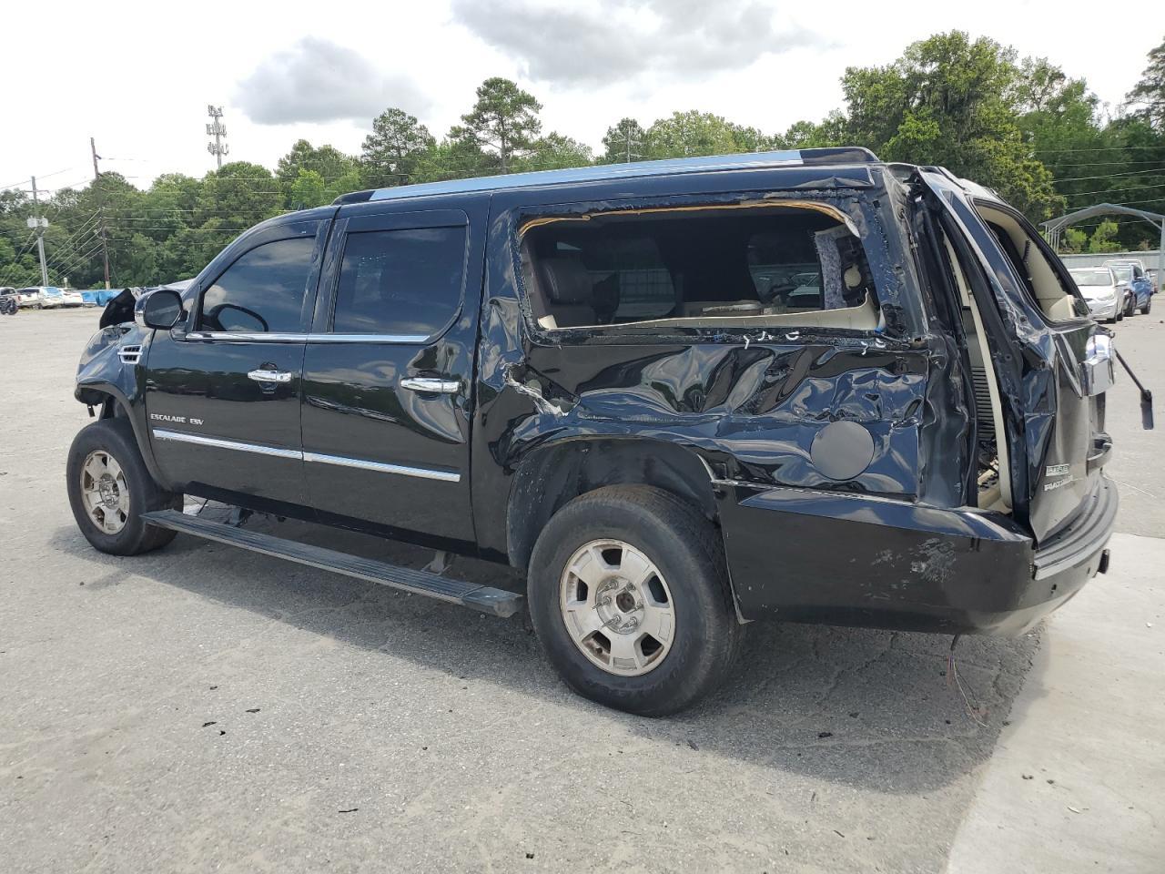 2010 CADILLAC ESCALADE
