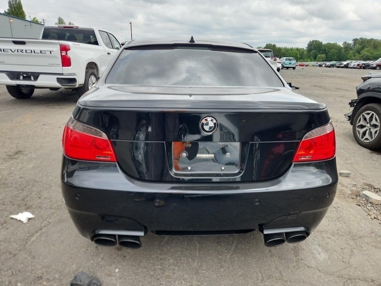 2010 BMW M5