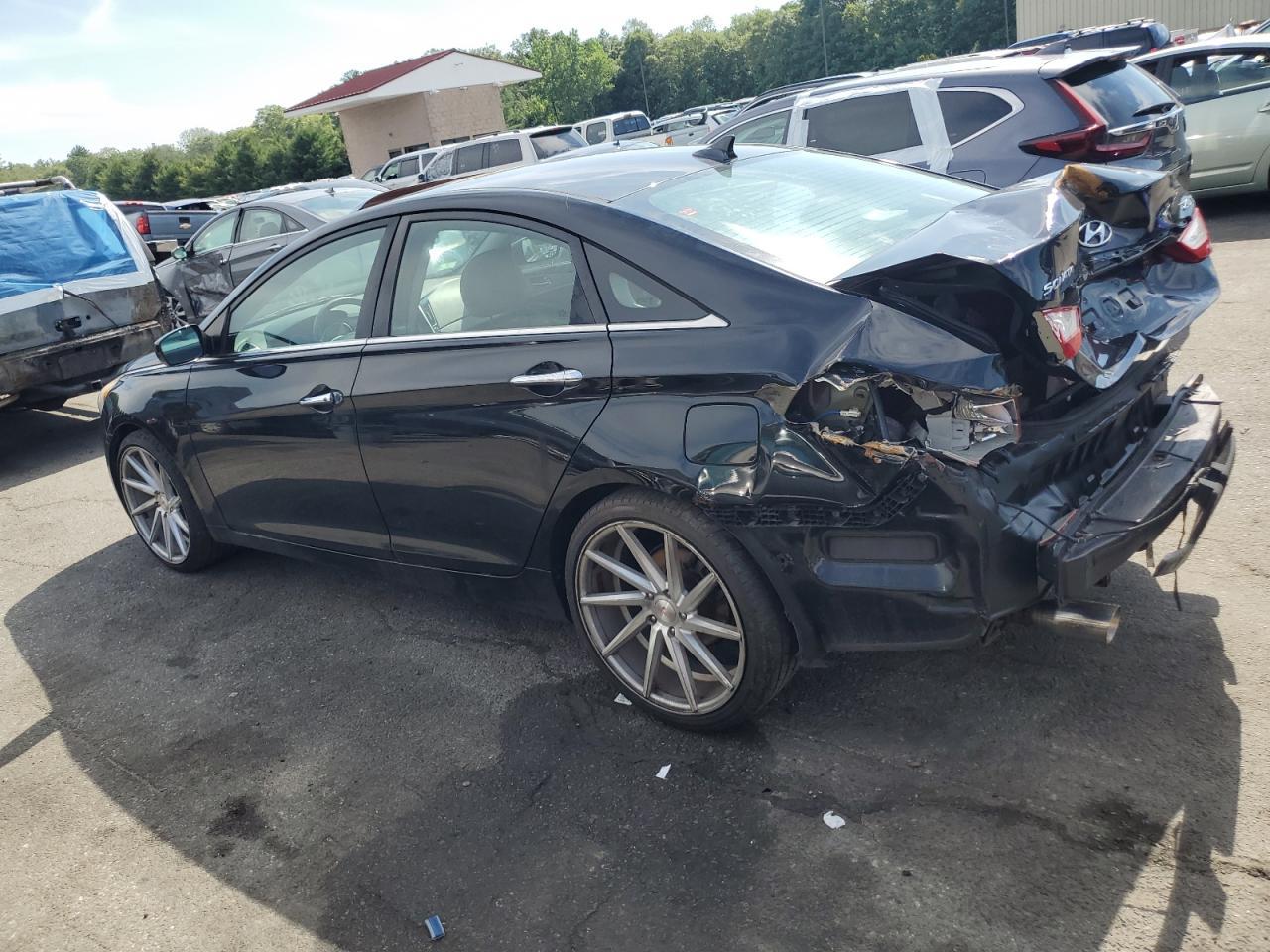 2011 HYUNDAI SONATA