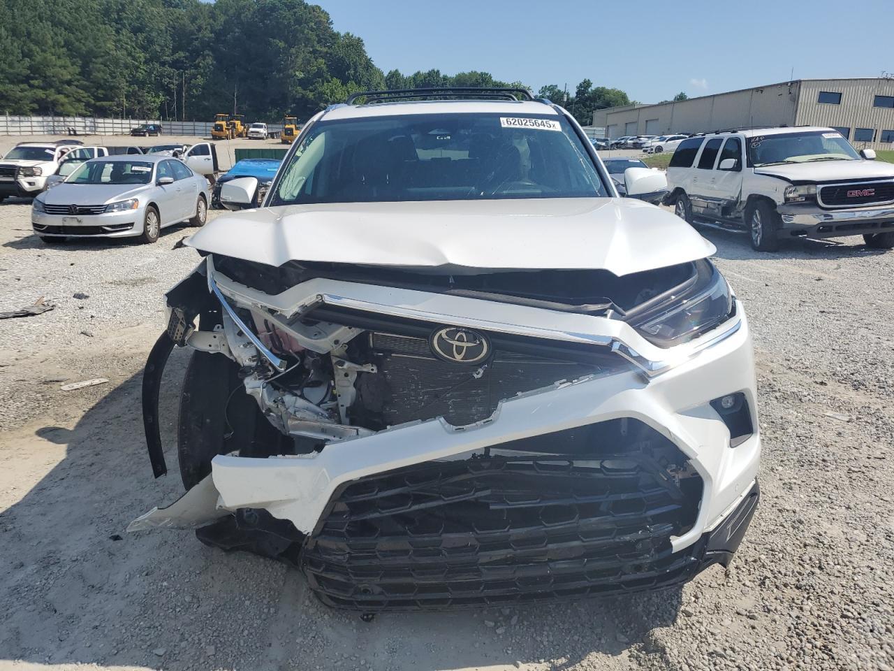 2024 TOYOTA HIGHLANDER