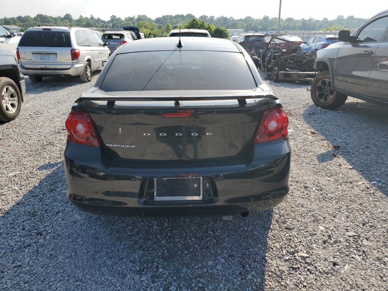 2013 DODGE Avenger