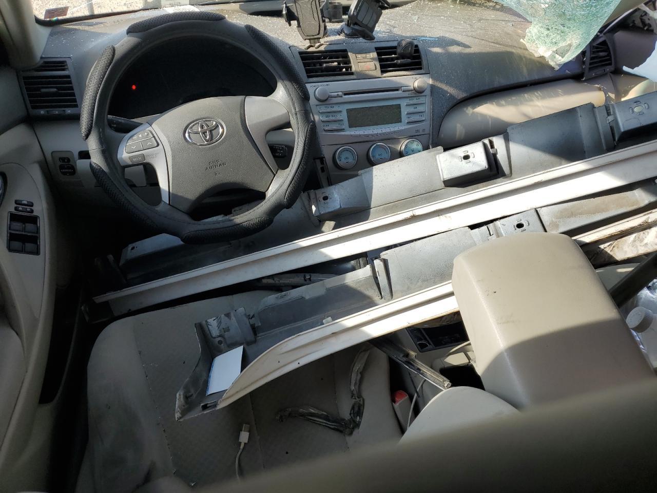 2009 TOYOTA CAMRY