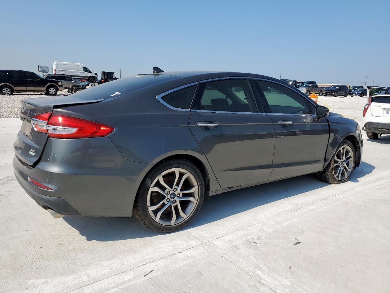 2019 FORD FUSION